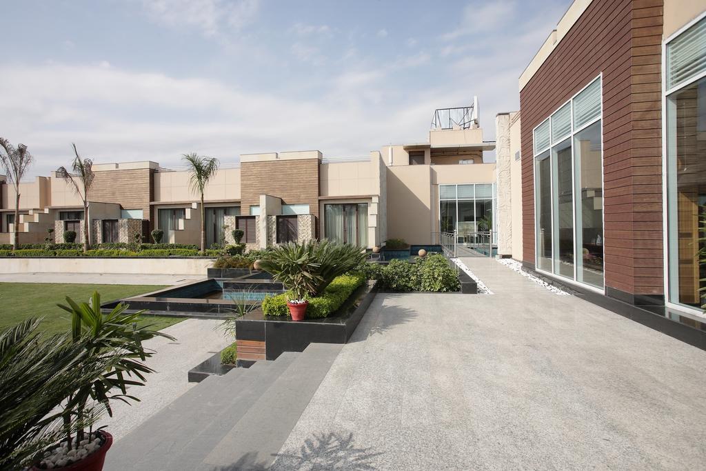Oodles Hotel New Delhi Eksteriør bilde